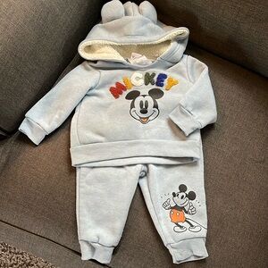 Mickey Mouse Cozy Set